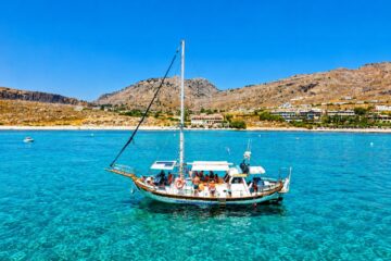 lindos boat cruise with lunch